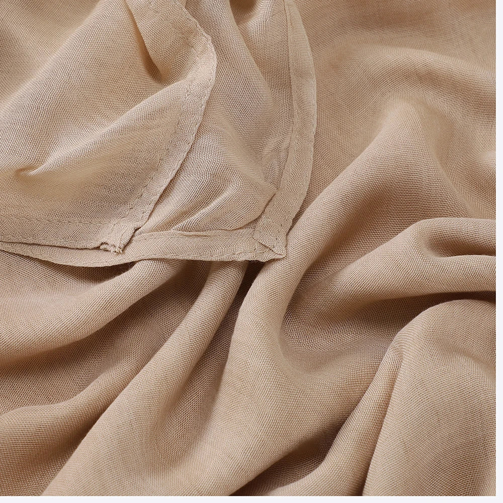 Viscose Hijab Scarf – fabric close-up | Velvetova